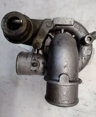 Mercedes-Benz Vito Viano W638 Turbo A6110961388