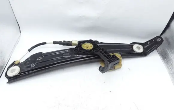 BMW 5 F10 F11 Rear window lifting mechanism without motor 7182122F10S 71826149F10E 7208020F18E