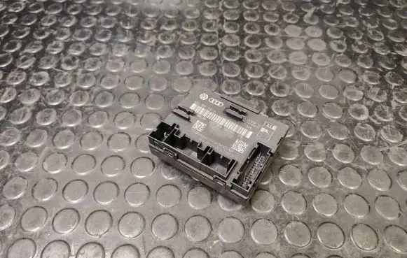 Skoda Superb B6 (3T) Door control unit/module 8X0959792H