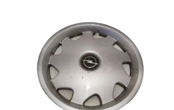 Opel Omega B1 R15 wheel hub/cap/trim 90445778 90445779