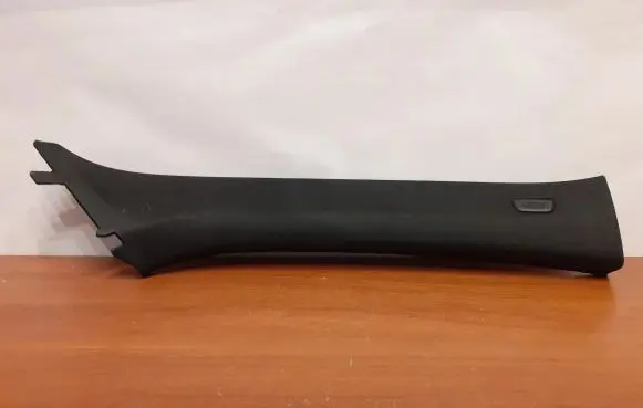 BMW 1 F40 (C) pillar trim 51437444550 11720