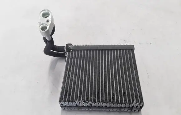 Volvo C70 Air conditioning (A/C) radiator (interior) 