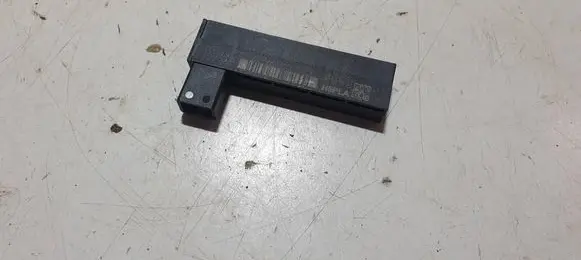Volvo XC40 Keyless system antenna 28377815 032AA2587H 20347