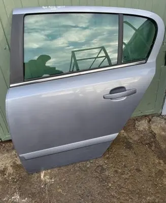 Opel Astra H Rear door 