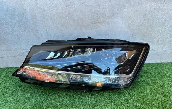 Skoda Fabia Mk3 (NJ) Headlight/headlamp 6V1941015F