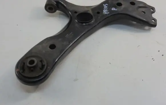 Toyota Prius+ (ZVW40) Front lower control arm/wishbone TC5206