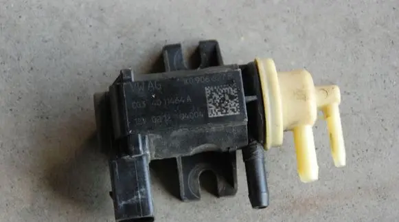 Seat Ibiza III (6L) Turbo solenoid valve 1K0906627B