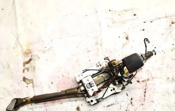 Volkswagen Touran I Steering wheel axle