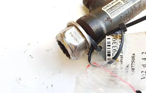 Fuel pressure sensor