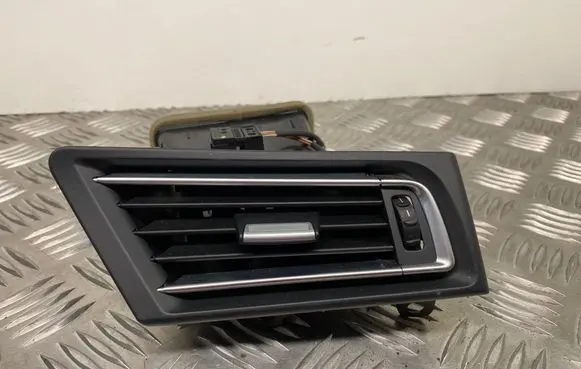BMW 7 F01 F02 F03 F04 Dashboard side air vent grill/cover trim 9115858