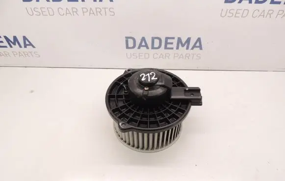 Mazda 2 Heater fan/blower GJ8AA02 D212
