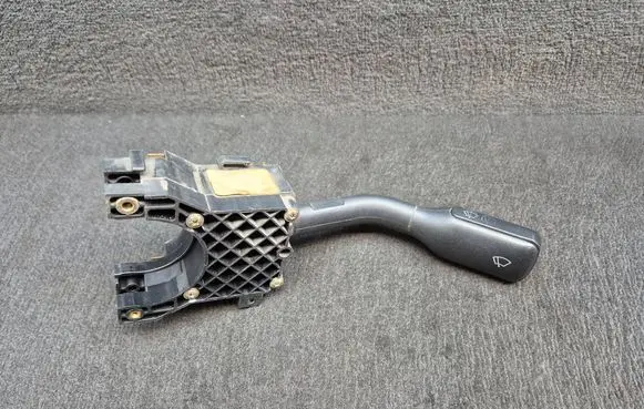 Audi A6 S6 C4 4A Wiper switch 8D9953503