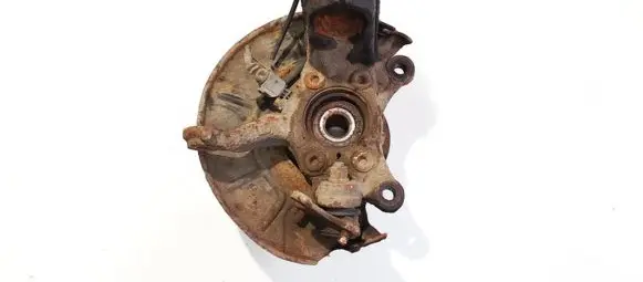 Front wheel hub