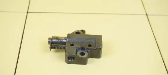 Mitsubishi Outlander Timing belt/chain tensioner 4B11
