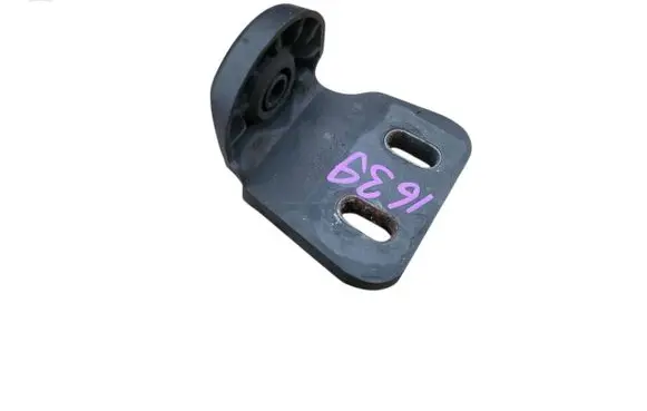 Renault Megane IV Radiator mount bracket 215149933R