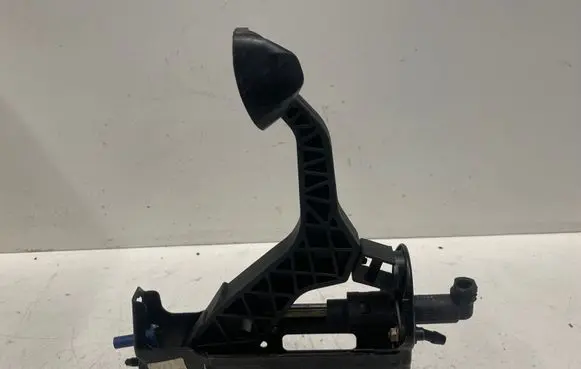 Clutch pedal