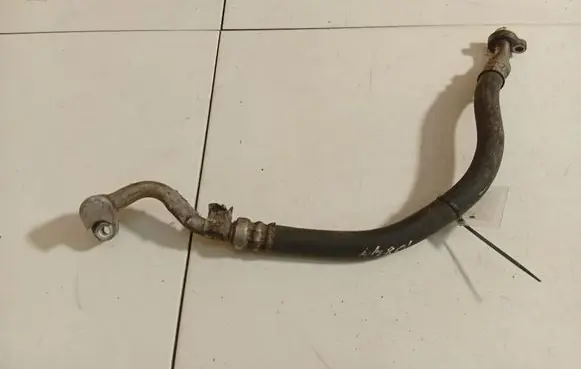 Ford Focus Air conditioning (A/C) pipe/hose