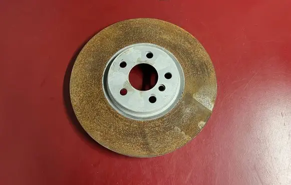 BMW X1 U11 Front brake disc 6891081