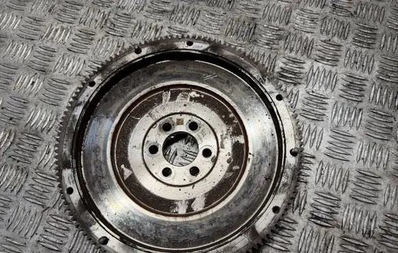 Seat Ibiza IV (6J,6P) Flywheel 04B105269