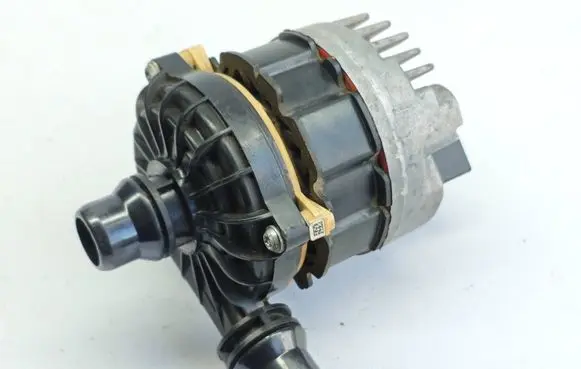 Mercedes-Benz AMG GT R190 C190 Electric auxiliary coolant/water pump A0005003100 16T1580143 A2C91077700