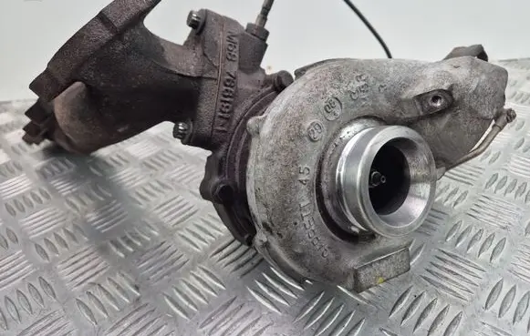 Mercedes-Benz C W204 Turbo A6460901080 6NW009228