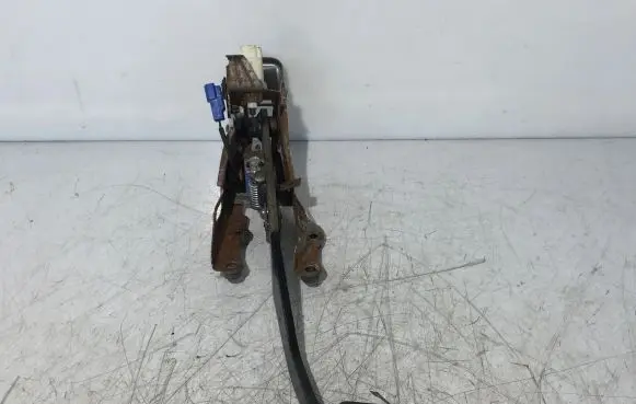 Toyota Auris E180 Brake pedal