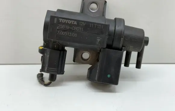 Toyota Verso Turbo solenoid valve 258190R011 70051308