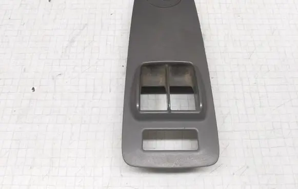 Peugeot Boxer Front door window switch trim 