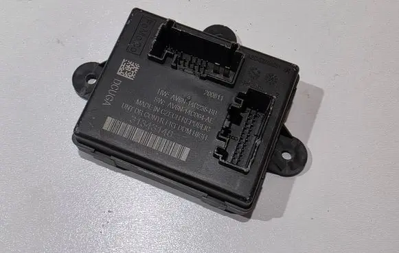 Volvo V60 Door control unit/module 31343146