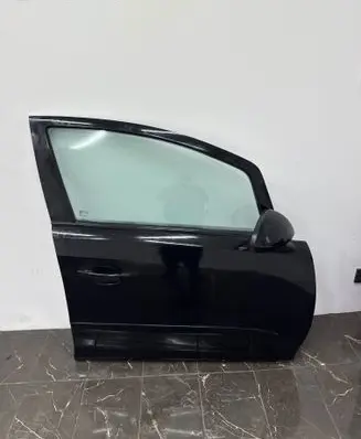 Opel Corsa D Front door