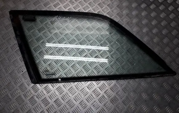 Audi 100 S4 C4 Rear side window