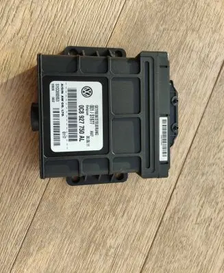 Audi Q7 4L Gearbox control unit/module 0C8927750AL