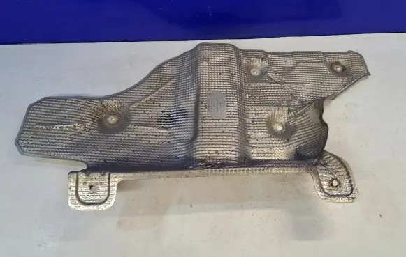 Porsche Cayenne (92A) Heat shield in engine bay 7P0825681A