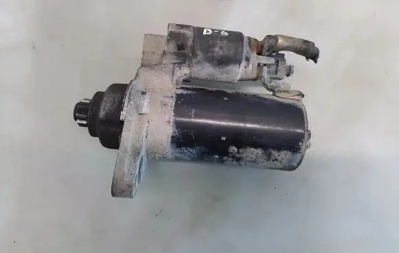 Volkswagen PASSAT B6 Starter motor 025288