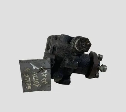 Volkswagen Golf IV Power steering pump 1J0422154B