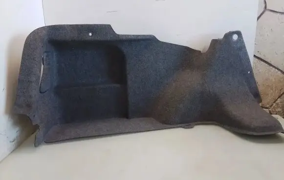 Trunk/boot side trim panel