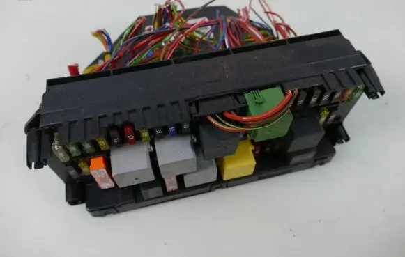 Mercedes-Benz E W212 SAM control unit A2129004225