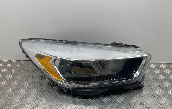 Ford Escape III Headlight/headlamp GJ5413W029AF GJ5413W029A