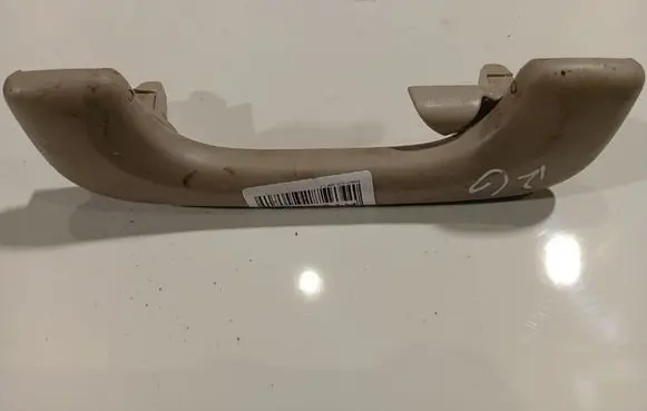 Renault Clio III Rear interior roof grab handle