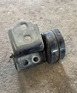Renault Megane II Rear door lower hinge