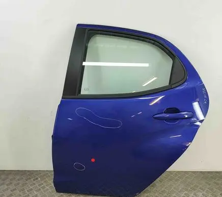 Toyota Yaris XP210 Rear door 67004K0060