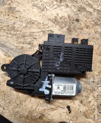 Citroen C4 Grand Picasso Front door window regulator motor 9682495680 400965E 181108
