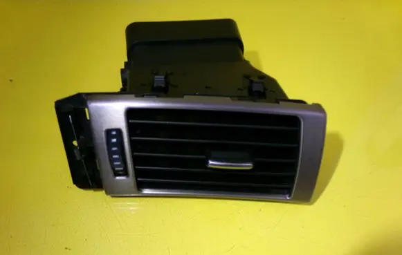 Audi A6 S6 C5 4B Dashboard side air vent grill/cover trim 4B1820902