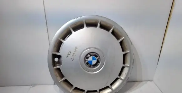 BMW 5 E34 R15 wheel hub/cap/trim 36131129843
