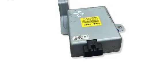 Hyundai i40 Other control units/modules 953003Z050