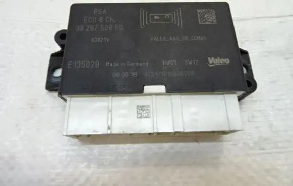 Peugeot Rifter Parking PDC control unit/module 9828750980