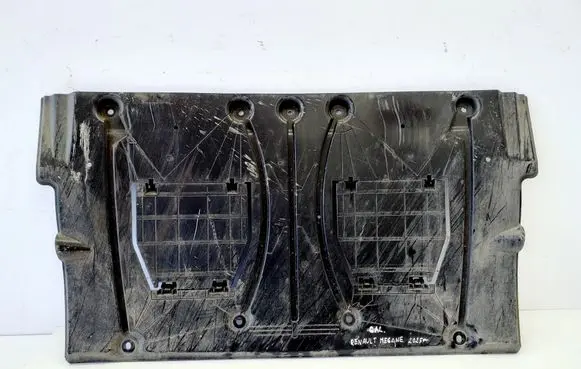 Renault Megane E-Tech Center/middle under tray cover 748181053R