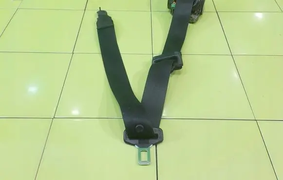 Volkswagen Crafter Front seatbelt PRZOD BEZPIECZENSTWA