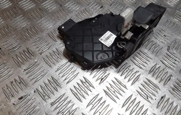 Ford S-MAX Front door lock 8M2AR21813CA