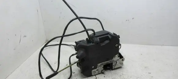 Mercedes-Benz C W203 Loading door lock 